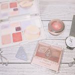 普段使ってるアイシャドウたち！ピンク～赤～紫が多いかも🤔もうすぐ夏だから、普段使ったことない色にも挑戦したくなります🍉#アイシャドウ #アイメイク #トリートメント #カバー #ク&hellip;のInstagram画像