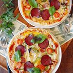 ・・Today is a homemade pizza for lunch・・こんばんは・・久しぶりにピザ🍕焼きました・・《生地》強力粉100gドラ&hellip;のInstagram画像