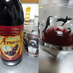 #アロニア は北米原産の小果樹ですが、ロシアで品種改良されブルガリアなどの東欧諸国に広く栽培されています。#ポリフェノール が多いため#活性酸素 を消去する抗酸化力が高く、#若さを保つ効果 があるとさ&hellip;のInstagram画像