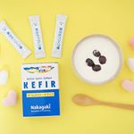 .▷ホームメイド・ケフィア◁酵母と乳酸菌で発酵させるケフィア✨①市販の牛乳パックまたは無調整豆乳にケフィア1包を入れて軽くフリフリ②1日ほど放置③固まったら冷蔵庫に入れる&hellip;のInstagram画像