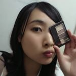 アイシャドウは色んな色使うけどこのRIMMELのショコラスイートアイズがお気に入り☺️適度ならラメ感とチョコの匂いがお気に入り💭#アイシャドウ #アイメイク #トリートメント #カバー #クー&hellip;のInstagram画像