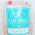 生シアバターを配合したスキンケアシリーズです。濃厚なシアバターがお肌の潤いを損ねず、メイクを優しく浮かして落としてくれます。乾燥肌でお悩みの方には是非☆ 香りがとても良いのでリラックス効果も♡&hellip;のInstagram画像
