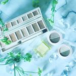 今日は自宅でのんびりデー。少し落ち着いたので、普段使っているアイシャドウを📸 ブラウンやベージュ系が多めですね👀#アイシャドウ #アイメイク #トリートメント #カバー #クール #透明感 #発色&hellip;のInstagram画像