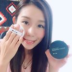 @micwelva ミュウ フィニッシングパウダー [ナチュラル]を使ってみました(*^^*)🌟・天然由来成分100%、汗・皮脂に強くて、お肌に優しいミネラルパウダーです✨・手につけた&hellip;のInstagram画像