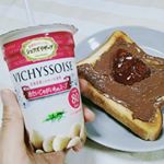◎モニター◎シェフズリザーブ ビシソワーズ.今朝は手軽に飲める冷製スープで朝ごはん。モニプラ事務局さまの企画でいただいたSSKセールスさまのシェフズリザーブシリーズの一つです。私はビシソワーズ&hellip;のInstagram画像