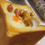 投稿し忘れていました💦懸賞で当たった、鯛のだしレトルトカレーでパングラタン！生臭さもなく、とても食べやすくちょうどいい辛さでした💕今度はパスタソースに使ってみたいな✨#なんにでもあうカ&hellip;のInstagram画像