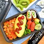 2019.06.26*『オムライス弁当』*・オムライス・アスパラ肉巻き・ウインナー・コロコロポテト・ズッキーニグリル・キウイ＆パイナップル**冷ご飯消費&hellip;のInstagram画像