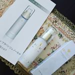 #ホワイトニングスノーセラム  #アマランス#ドクターソワ  #広尾プライム皮膚科 の #美容液 #真珠  のように  白い肌に  #ホワイトニング#年齢肌  の  #くすみが軽減&hellip;のInstagram画像