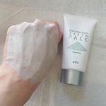 【珪藻土のクレイパック】最近話題の珪藻土をクレイパックにした商品。.☑️小鼻や顎まわりの皮脂を吸収☑️植物性引き締め成分で肌をひきしめ.すべすべ肌へ導いてくれます✨..&hellip;のInstagram画像