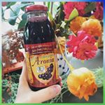 １ヶ月前から、アントシアニンとポリフェノールがブルーベリーの倍以上のアロニアジュースを飲んでいます。去年はしそジュースにハマったのですが、抗酸化力が強いという事で、身体の老化をゆっくりにできた&hellip;のInstagram画像