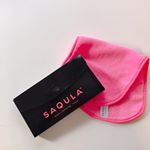 水でメイクが落ちるタオル、、、！😳・・ヒルナンデスで見て、顔のテカリも抑えてくれるらしく、超脂性肌の母によさそうと思ってました😂・メイク落ちるなんて思ってなかったんですが、試しに、&hellip;のInstagram画像