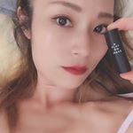 おはよう☀また雨やね～☔・気分上がらんけど頑張ってこ✊・かわいいミニサイズコスメ💄【PLAY ON MAKE リトルクリームルージュ】💄💋・colorはバーガンディで大&hellip;のInstagram画像