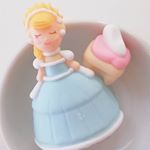 アートキャンディ株式会社(@artcandy_official)様のメレンゲドール(シンデレラ・プリンセス)をご紹介致します✩*⋆.ケーキなどのデコレーションを豪華にしてくれるメレンゲドールは&hellip;のInstagram画像