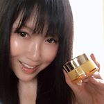 7月も宜しくお願いします🌼お仕事にプライベートにお互い楽しみましょうね✨・・すっぴん失礼します🙏凄いオールインワンクリーム発見！1つでなんと！10役のオールインワンクリーム+リ&hellip;のInstagram画像