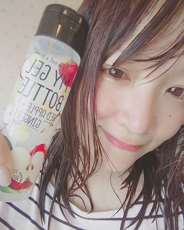 口コミ投稿：ベタベタするのが好きでなく、サラッとし過ぎは物足りない、丁度いいジェルできっち…