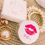 ファビュラスな香りをあなたへ&hellip;叶恭子さんプロデュースの練り香水✧✧ 恭子さんがこよなく愛するダマスクローズの香りを基調に爽やかなレモンやグリーンノート優しいムスクやウッディの香りを調和させた&hellip;のInstagram画像