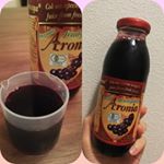 毎日の習慣にしてるのは有機アロニア100％果汁✨✨*興味を持ったきっかけは、４月から部署異動して終日パソコン業務になったので目の疲れが気になりだしてきて、、*ブルーベリーのポリフェノー&hellip;のInstagram画像