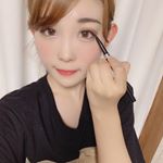 【アイライナー🙈❤️】・・ガッツリメイクする方にオススメのアイライナーを見つけちゃいました&hellip;！👀✨漆黒のラインが濃厚で際立つ目元に！！繰り出し式の柔らかペンライナーなので、スル&hellip;のInstagram画像