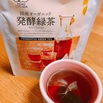 この色なのに緑茶の味がします！さっぱりしててとても美味しいです😊#国産オーガニック発酵緑茶 #腸活 #おうちカフェ #緑茶 #発酵食品 #monipla #yamasan_fan #ferment&hellip;のInstagram画像