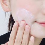 ファンデーションをつける前に必ず日焼け止めを塗っています#ファンデーション #パウダー #ツヤ #シワ #美肌 #カバー #くすみ #保湿 #崩れない #よれない #monipla #sela&hellip;のInstagram画像