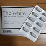 外出する30分前にのんだら2～3時間は内側からの日焼け止め効果があるんだって‼️いくらベタベタしないっていっても肌には塗ってるわけだけどこれはホントに良かった。何たって塗り残し気にしなくて良いし洗うと&hellip;のInstagram画像