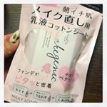 モニターでいただいた#メイク直し用乳液コットンメイク落としシートとかは使ったことあったけど、思ってたよりサラサラしてました💄お直し後もベタベタする感じはなくて、もっちりした感じ💓メイク&hellip;のInstagram画像