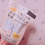 ୨୧ 乳液コットンシート ボタニカルホワイト15枚《&yen;680》..今回紹介するのはメイク直しの時に使えるフェイスシートです ♡ 夏場になるとTゾーンのテカリやファンデの崩れが気にな&hellip;のInstagram画像