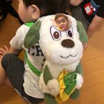 ハルは幼稚園バックにソウは毎日付けるとこが変わる（笑）まぁ、とにかくお気に入り♡見つけるたびに名前読んで笑ってる☆作ってよかった！#みんなのバッジ #缶バッジ #缶バッジ作&hellip;のInstagram画像