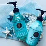 本格的に夏になってきたので、今月からヘアケアを夏仕様にチェンジ✨シャンプーは#フラガールふわシャンプー ふわっと仕上げてくれるという謳い文句通り、根元がベタつかず、いい感じなふんわり感❤️&hellip;のInstagram画像