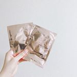 パック💄..頂き物なんだけど毎日同じパックしかしてなかったからシートのふわふわ感にびっくり.乾燥ひどすぎて最近どうしたらいいものか悩み困り( ˘&bull;&omega;&bull;˘ ).｡oஇ.&hellip;のInstagram画像