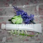 .乾燥敏感肌でも毎日使える「ダチョウ卵黄エキス」を配合した、自然派全身クリームの 「LAFIS ADリッチクリーム」 です。今回は一週間分のサンプル品。乾燥によるダメージから肌を守り、&hellip;のInstagram画像