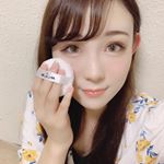 【つるつるお肌🌺】・・・大学生になってからスキンケアに力入れてて日々お肌には気をかけてるつもりですがなかなかつるつる陶器肌を手に入れるのは難しい〜🥺🥺🥺でも、ある2つの&hellip;のInstagram画像