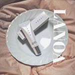cosmetics❁❁・・LANOA ミネラルCCクリームplus・・うるおいを与えながら、紫外線ケア。とっても肌思い。この時期ジメジメしていてものズレにくい◎見た&hellip;のInstagram画像