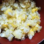 モニター当選しました(((o(*ﾟ▽ﾟ*)o))) 子供に炒飯を試しに作ってみたら完食でした(&cap;&acute;&forall;`&cap;)♡ ふりかけの他に入れたのは卵のみでした。 #itはなびらたけ #itはなびらたけふりかけ #&hellip;のInstagram画像