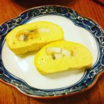 #朝  #朝ごはん  #うまき  #卵焼き 作るときに  に少しだけ  #鎌田醤油  の  #だし醤油  いれます  #だし巻き卵  つくるときはいつもは  #だし  だけなんだけどちょっと、塩味と砂&hellip;のInstagram画像