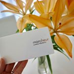 ...マルシュールのファンデーションをお試ししました💕..光散乱効果によって肌表面の凹凸やシワ・毛穴を目立たなくして、なめらかな美肌を演出し、紫外線から肌を守ってくれるこちらの&hellip;のInstagram画像