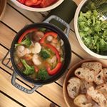 夏の思い出pic🍧＊＊もう暑すぎてキャンプなんて行ってられない😵💦＊＊早く秋になってほしいよー🍂＊＊キャンプ飯ですっかりハマってるアヒージョ😋＊＊アヒー&hellip;のInstagram画像