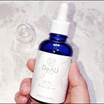 角質ケアにおすすめの1つ、DeAUデイリーピール（角質柔軟美容液）。.古い角質はスキンケアの邪魔に💦.DeAUは化粧水の前にプラスする手軽さが魅力だよ😊.毎日使えるよう低刺激設&hellip;のInstagram画像