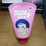 マックプランニング様の新発売のハンドクリームのモニターキャンペーンに当選し、こんなに可愛いハンドクリーム頂きました❤️ 大好きな韓国コスメのブランドのホリカホリカとペコちゃんがコラボしたハンドクリーム&hellip;のInstagram画像