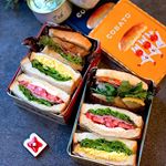 2019.8.23  金曜日〜～〜今日のお弁当～🌿バインミー（鯖･照り焼きチキン）🌿たまごサンドイッチ🌿BLTサンドイッチ･･おはようございます☔やっとこ金曜日🙌今日は本物食&hellip;のInstagram画像