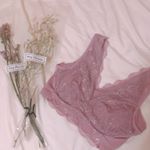 ☺︎..HRC様から新商品の(@luna_hrc)ナイトブラを頂きました～🤤✨💓..レースデザインでめっかわ😝❤️それにノンワイヤーだけどホールド力があるナイトブラ&hellip;のInstagram画像