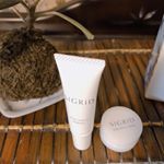 ヒト幹細胞コスメ「美容液&クリーム」『シグリッド』初めてヒト幹細胞コスメ使ってみました！この商品は普段使っている基礎化粧品にプラスするだけ♪(๑ᴖ◡ᴖ๑)♪使った次の日からお肌がモチモ&hellip;のInstagram画像