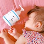 ・最近の娘の保湿剤は @mishiilist の『BABYBORN フェイス＆ボディミルク』です👶・#ママモデル の#東原亜希 さんと#エステティシャン の #高橋ミカ さんが共同開発され&hellip;のInstagram画像
