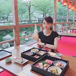 川床へ。この地は友人が住んでいたりするのですが、箕面初上陸です。この日はさっしーこと指原莉乃さんプロデュースのカラコントパーズをつけていました。お色味はno.4&hellip;のInstagram画像