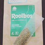 TIGERさんの生葉ルイボスティー！ティーバッグをセットして6時.....完成‼️プレミアムルイボスティーも１つ残ってたので、一緒に作って飲み比べしてみましたよ😊👍🏻 プレミアムルイボスティーのし&hellip;のInstagram画像