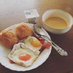 ごちそうさまでした。長崎五島「ごと」のごといもポタージュいただきました。さつまいものポタージュ初体験だったけど、濃厚なさつまいもの味と、優しい甘さと塩味がとても美味しいスープでした。パンを&hellip;のInstagram画像