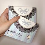 〜プレゼント🎁〜可愛いパッケージのカラコン。中身はシスルブラウンにしました☺️さくらんぼのマークがついてて裏表がわかりやすい！こんなカラコン初めてでビックリしました✨凄く自然体でナ&hellip;のInstagram画像