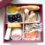 昆布漬辛子めんたいの「かば田」さんの&rdquo;お試しおせち&rdquo;をいただきました♡これ、　ちょ・・・・・・ やば！！！ おいしすぎてお箸が止まりません甘いの～辛いの～甘いの辛いので&hellip;のInstagram画像