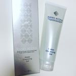 NANO ACQUA(ナノアクア) ウォータークレンジングジェル☪︎ *. みずみずしいクレンジングジェルをたった30秒のせるだけでメイクが落ちる😳こすらずにメイクオフができるので、お肌にダメージ&hellip;のInstagram画像