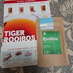 500mlのペットボトルの水を購入して、このティーバックを入れるだけで 美味しいルイボスティーになる優れモノです♪#タイガールイボスティー #ルイボスティー #生葉ルイボスティー #ママ活 #&hellip;のInstagram画像